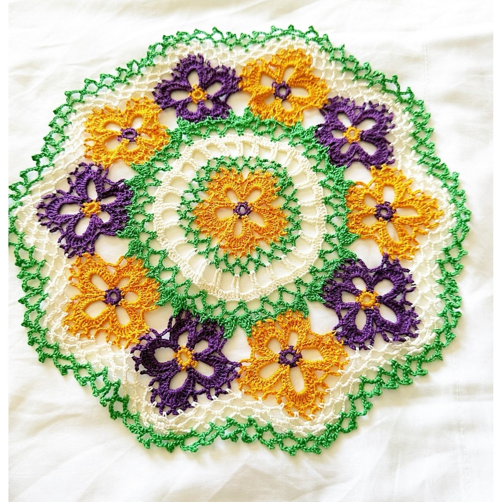 Beautiful Vintage Handmade Crochet Doily 12" X 12" Floral Pattern